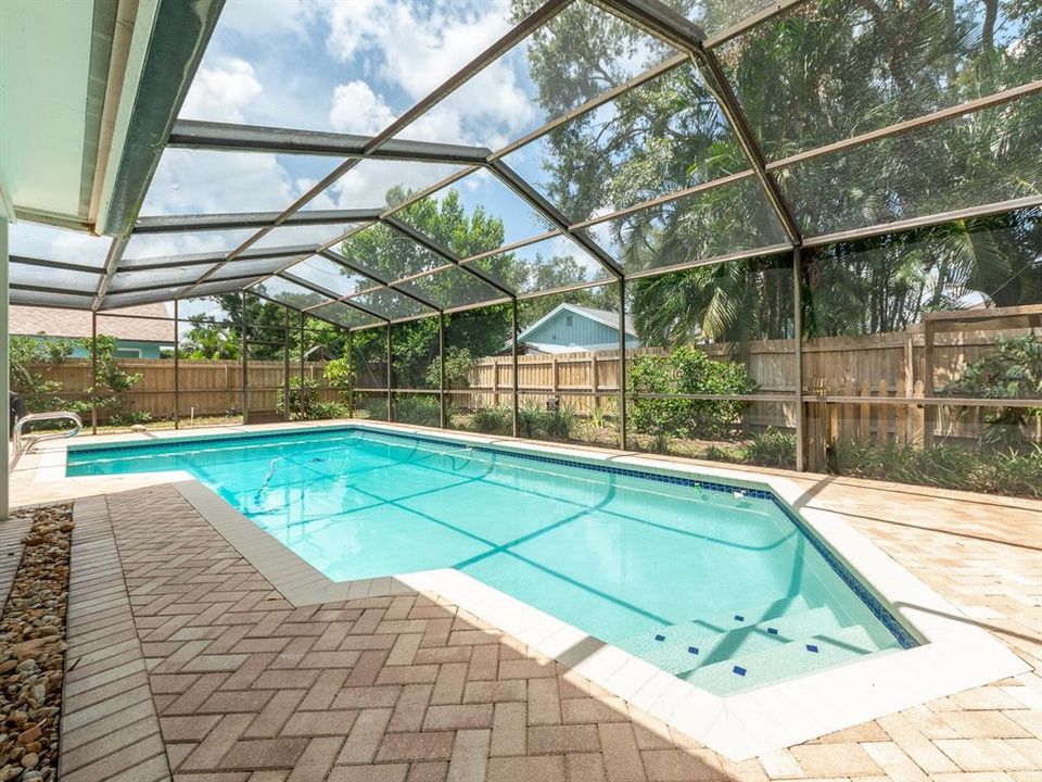 En Venta: $699,000 (3 camas, 2 baños, 1917 Pies cuadrados)