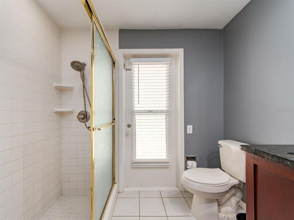En Venta: $699,000 (3 camas, 2 baños, 1917 Pies cuadrados)