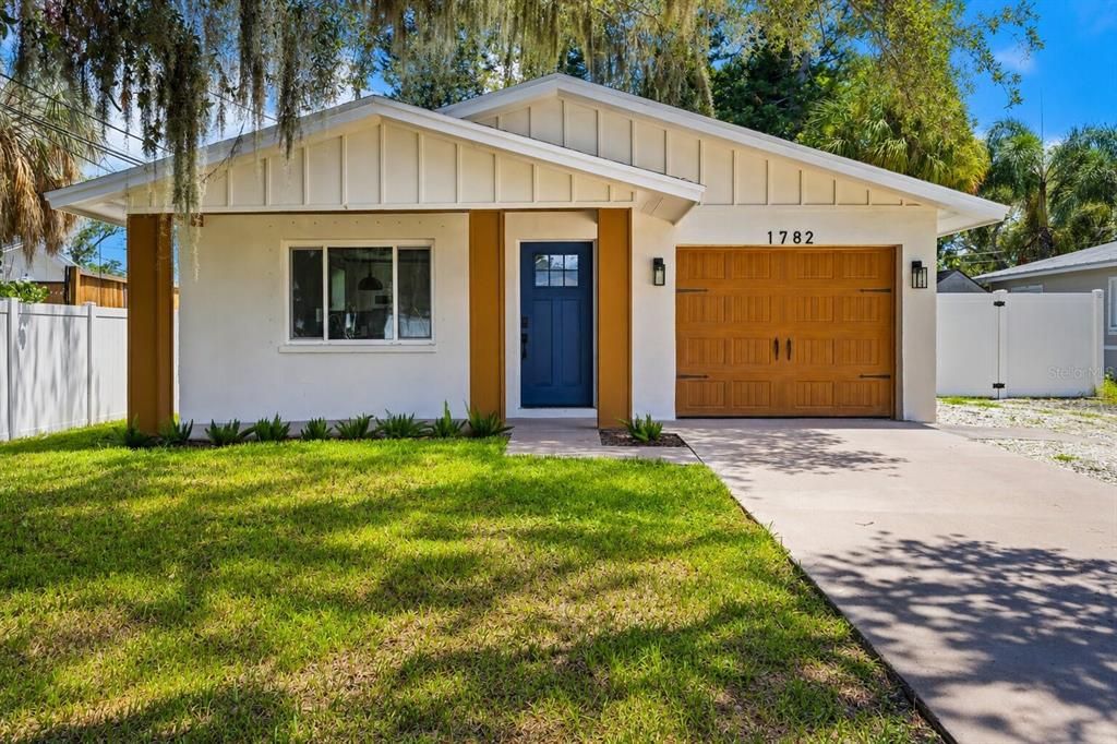 En Venta: $350,000 (2 camas, 2 baños, 990 Pies cuadrados)