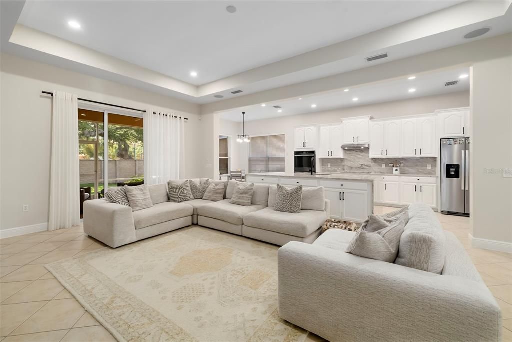 На продажу: $625,000 (5 спален, 2 ванн, 3057 Квадратных фут)
