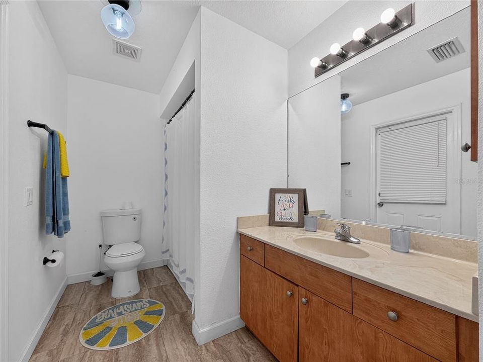 В аренду: $2,400 (3 спален, 2 ванн, 2181 Квадратных фут)