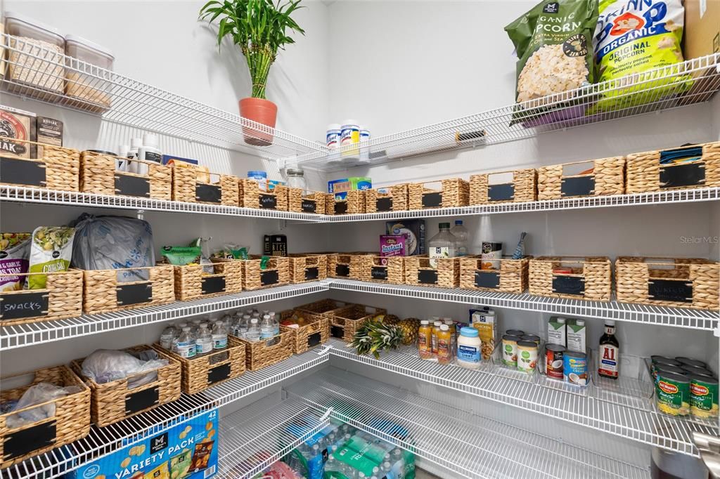 На продажу: $679,900 (4 спален, 3 ванн, 2537 Квадратных фут)