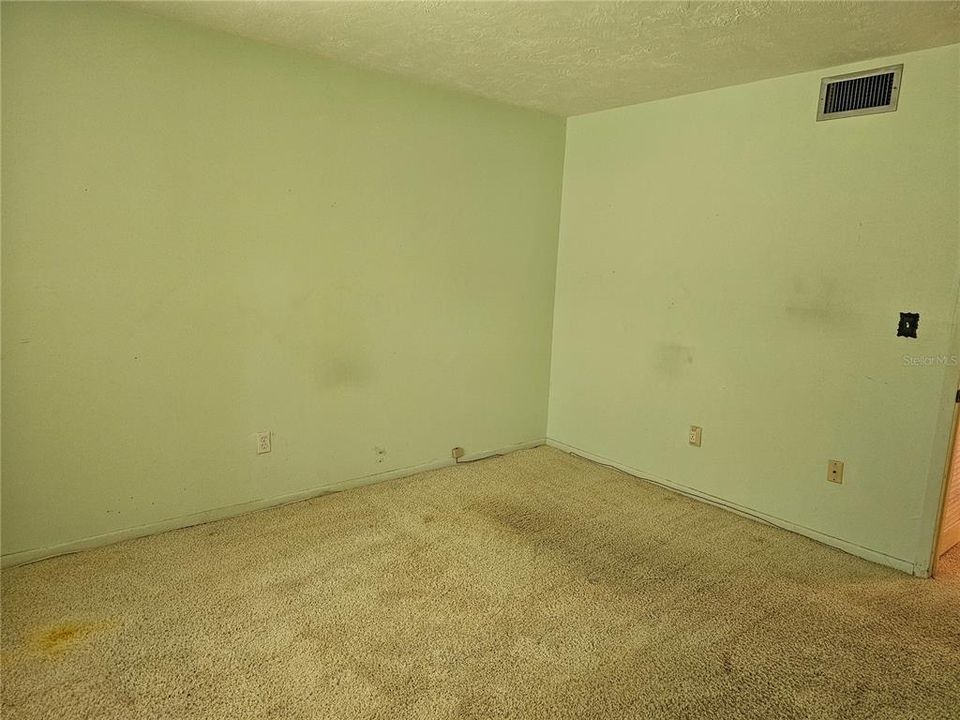 В аренду: $900 (1 спален, 1 ванн, 792 Квадратных фут)