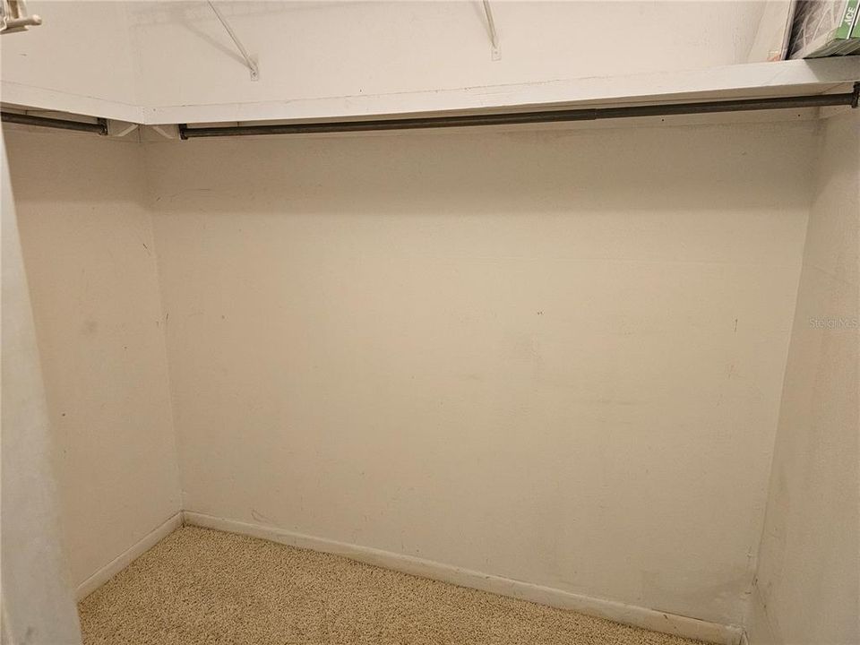 В аренду: $900 (1 спален, 1 ванн, 792 Квадратных фут)