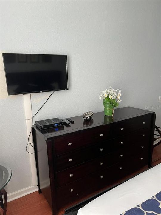 В аренду: $2,300 (3 спален, 2 ванн, 1247 Квадратных фут)