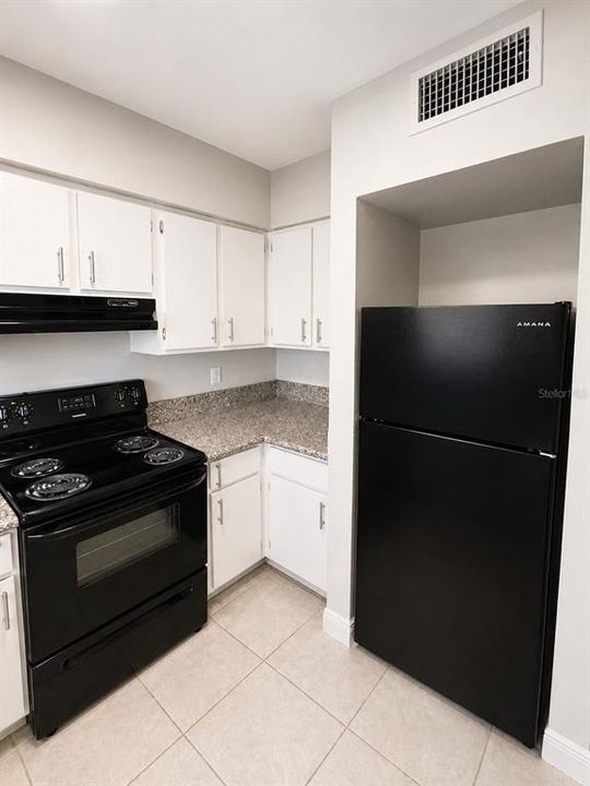 В аренду: $1,379 (2 спален, 1 ванн, 938 Квадратных фут)