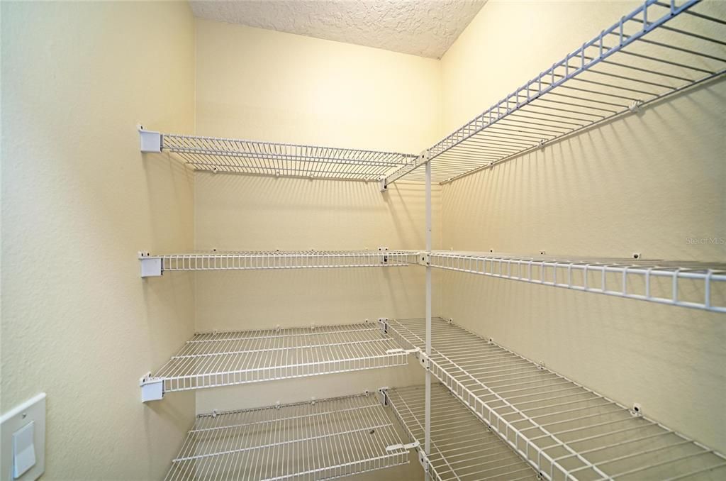 На продажу: $600,000 (3 спален, 2 ванн, 2155 Квадратных фут)