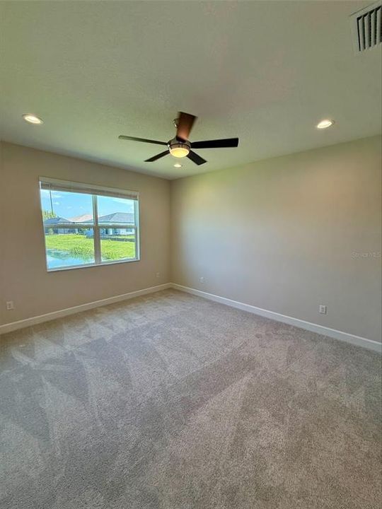 En Venta: $580,900 (3 camas, 3 baños, 2073 Pies cuadrados)