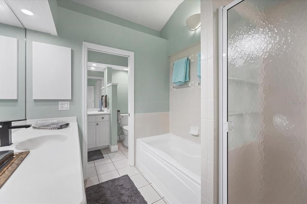В аренду: $4,900 (2 спален, 2 ванн, 1554 Квадратных фут)