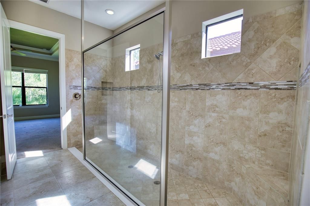 В аренду: $3,500 (3 спален, 3 ванн, 2280 Квадратных фут)
