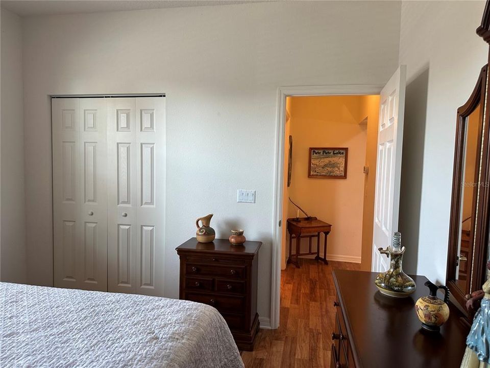 For Sale: $272,500 (2 beds, 2 baths, 1766 Square Feet)