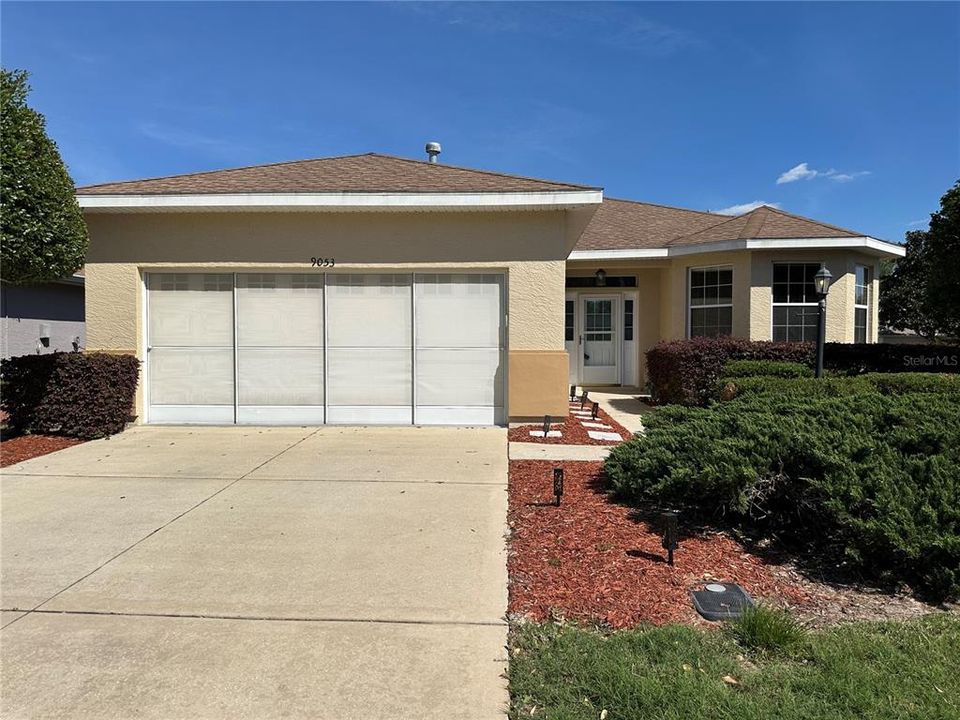 For Sale: $272,500 (2 beds, 2 baths, 1766 Square Feet)