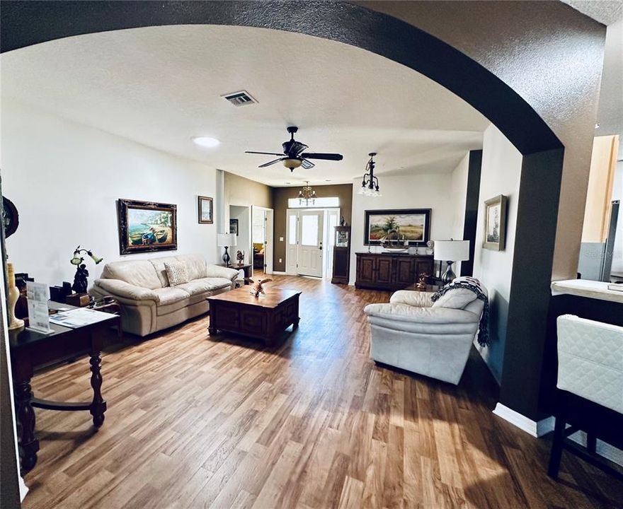 For Sale: $272,500 (2 beds, 2 baths, 1766 Square Feet)