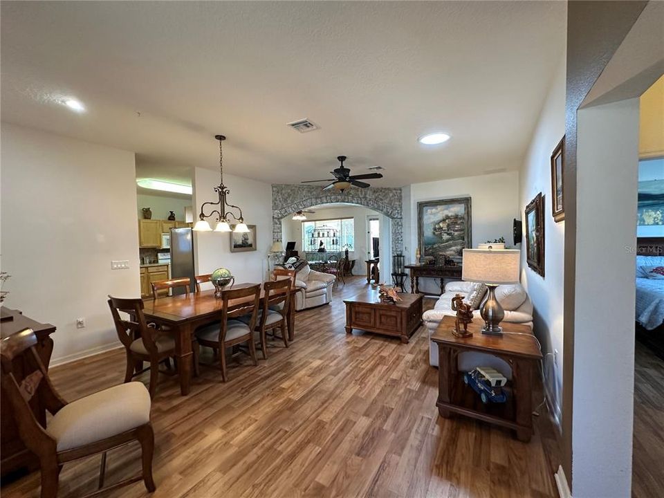 For Sale: $272,500 (2 beds, 2 baths, 1766 Square Feet)