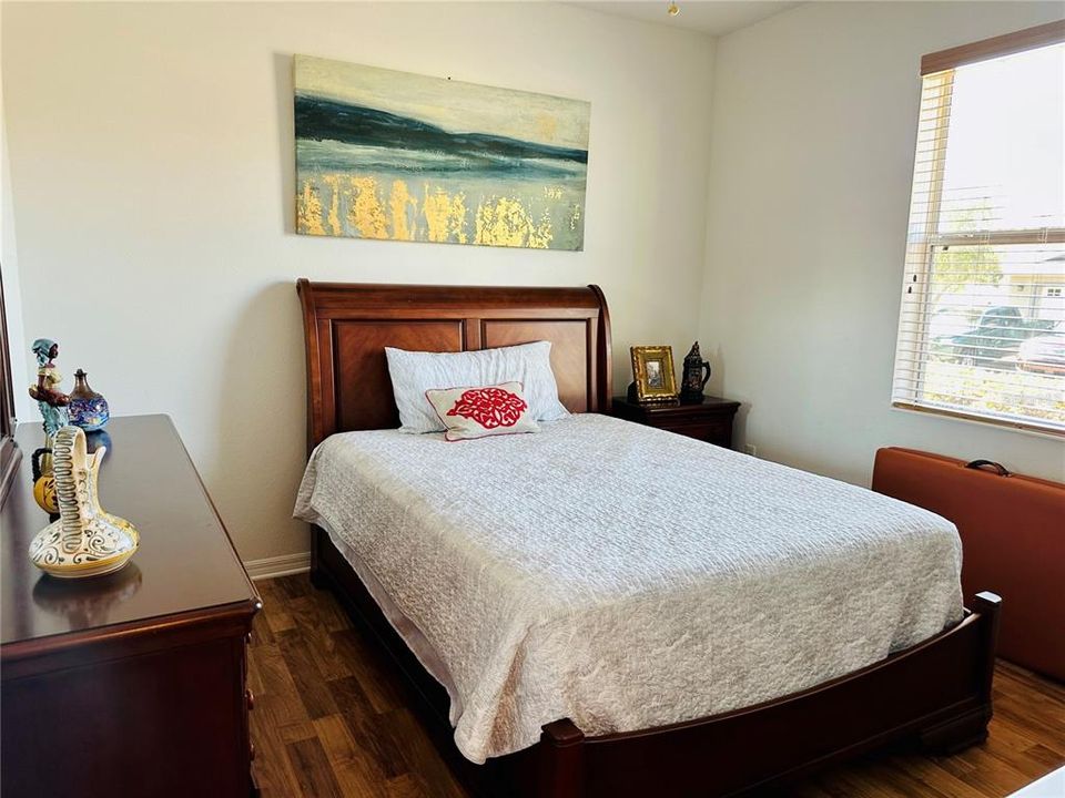 For Sale: $272,500 (2 beds, 2 baths, 1766 Square Feet)