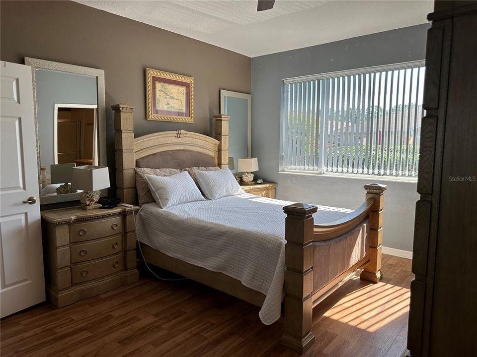 For Sale: $272,500 (2 beds, 2 baths, 1766 Square Feet)