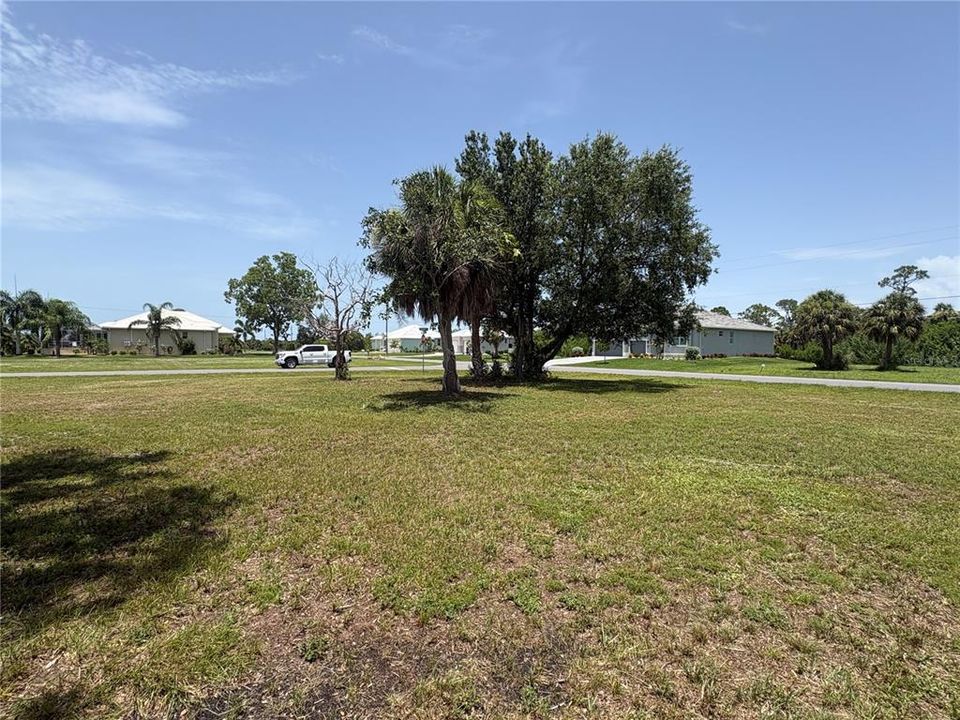 For Sale: $27,900 (0.25 acres)