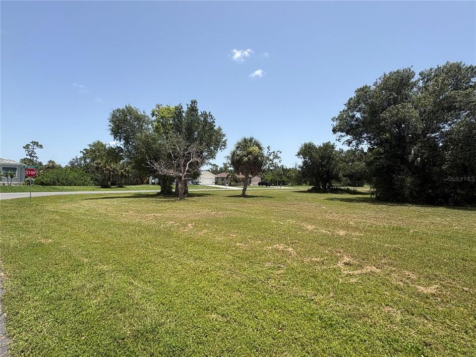 For Sale: $27,900 (0.25 acres)