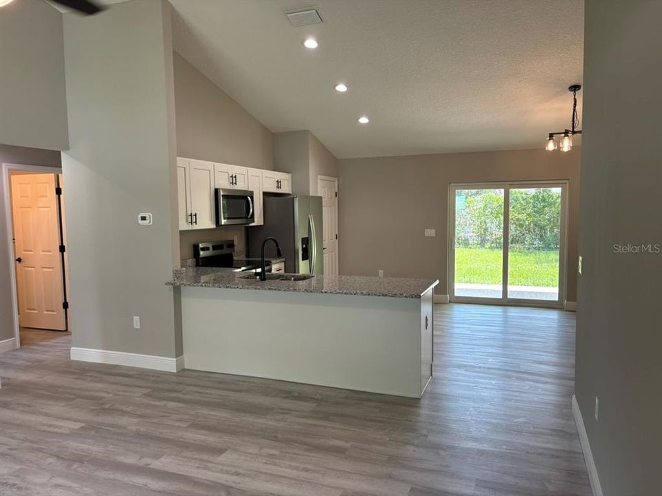 En Venta: $239,900 (3 camas, 2 baños, 1405 Pies cuadrados)