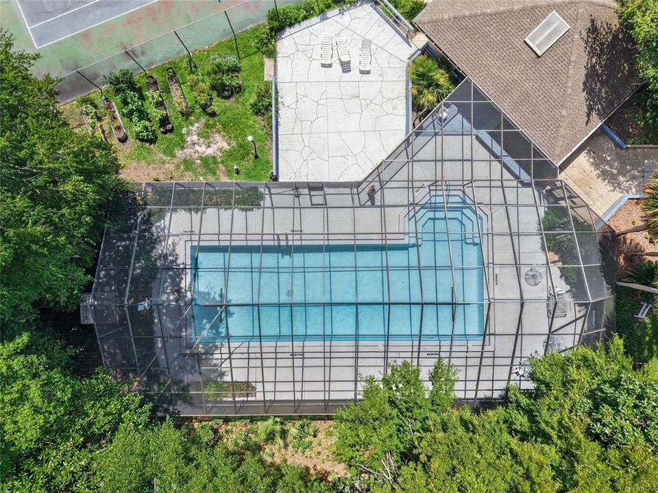 На продажу: $224,900 (2 спален, 2 ванн, 1250 Квадратных фут)