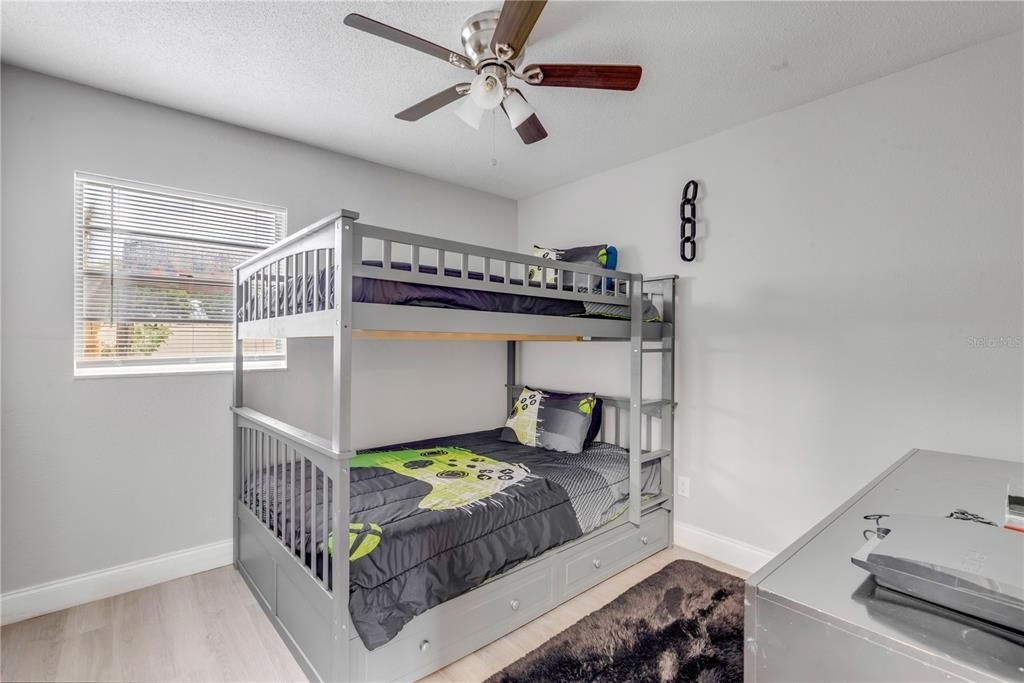 For Sale: $415,000 (3 beds, 2 baths, 1608 Square Feet)