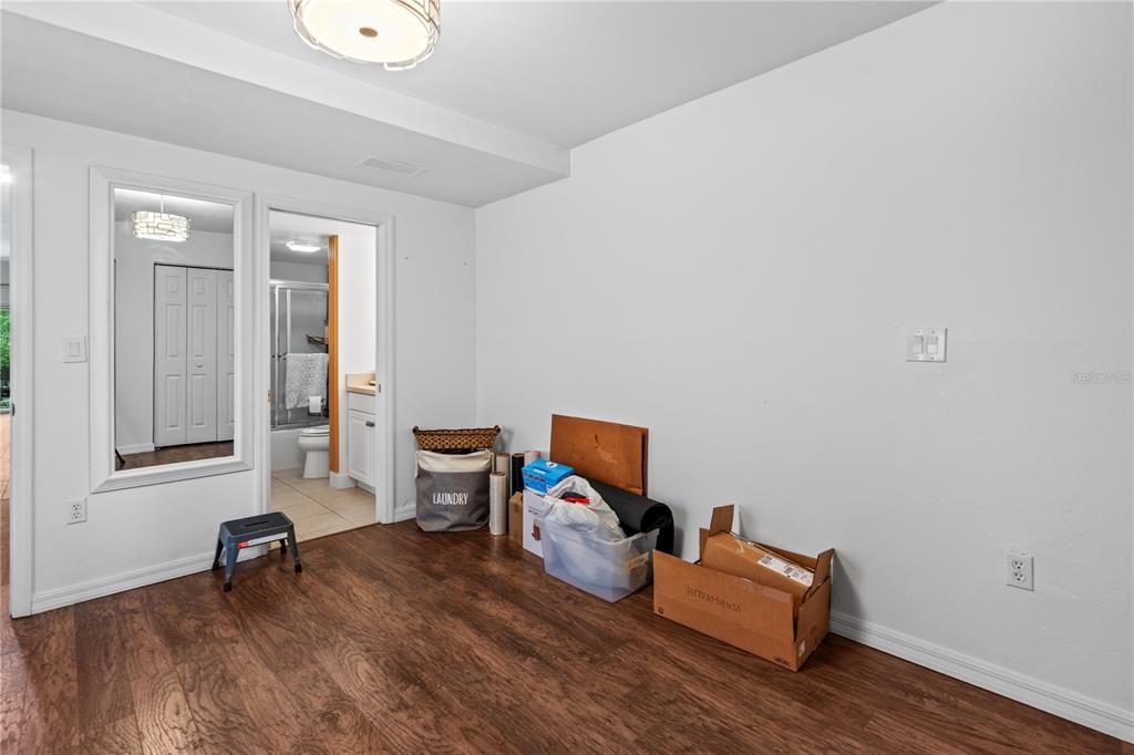 En Venta: $229,900 (2 camas, 2 baños, 1307 Pies cuadrados)