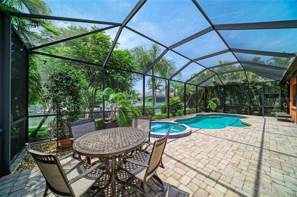 For Sale: $1,220,000 (3 beds, 2 baths, 2411 Square Feet)