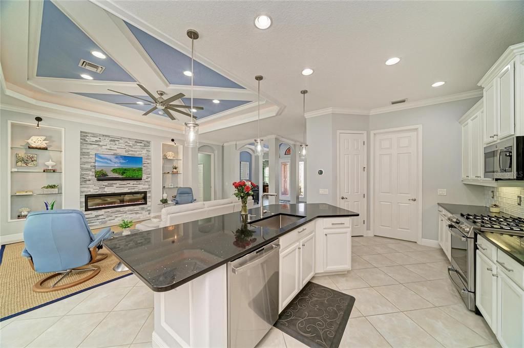 For Sale: $1,220,000 (3 beds, 2 baths, 2411 Square Feet)