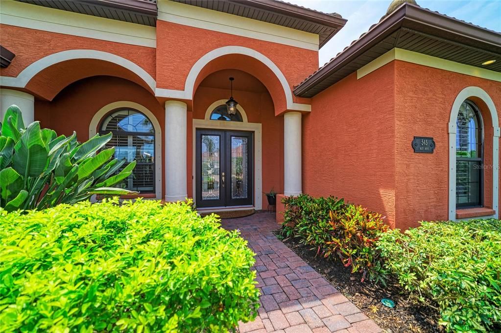 For Sale: $1,220,000 (3 beds, 2 baths, 2411 Square Feet)