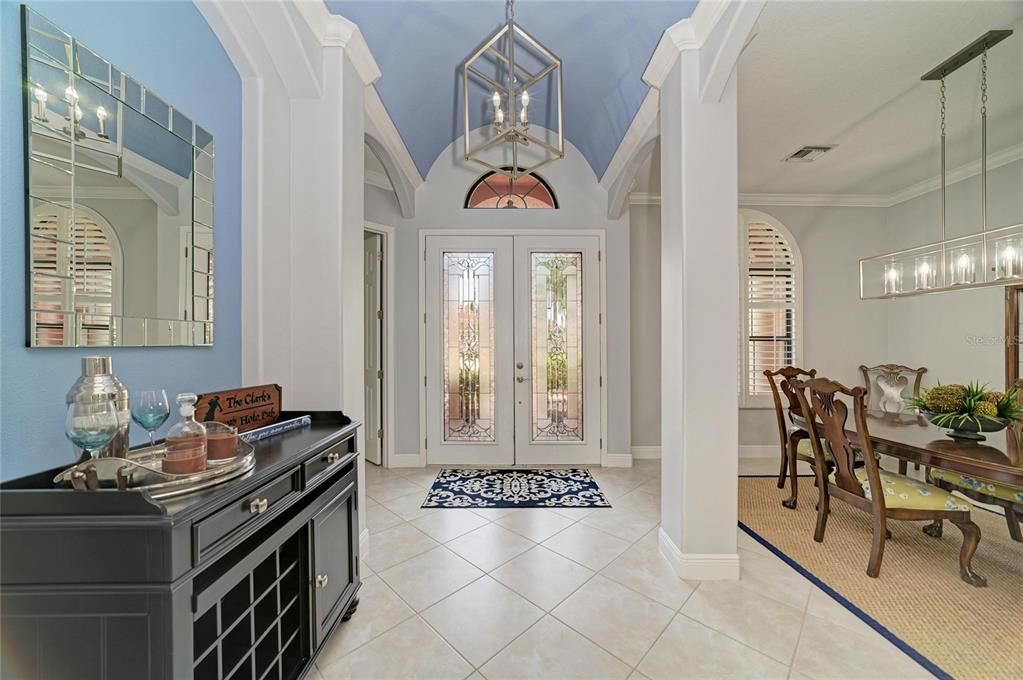For Sale: $1,220,000 (3 beds, 2 baths, 2411 Square Feet)