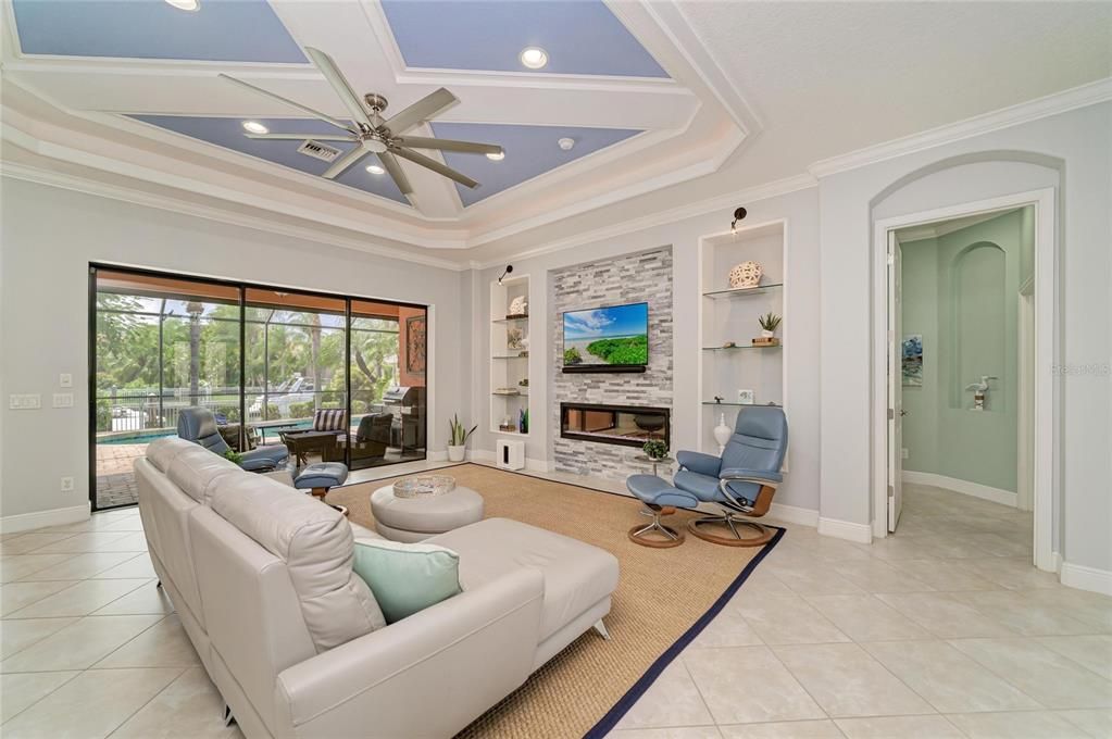 For Sale: $1,220,000 (3 beds, 2 baths, 2411 Square Feet)