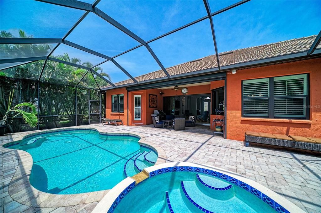 For Sale: $1,220,000 (3 beds, 2 baths, 2411 Square Feet)