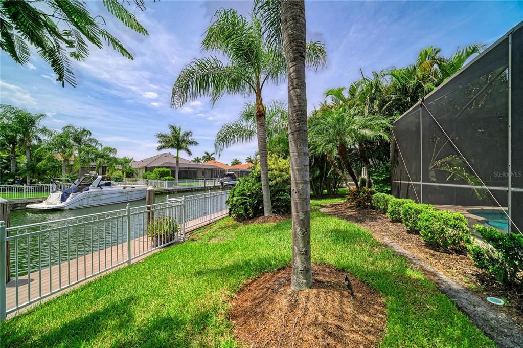For Sale: $1,220,000 (3 beds, 2 baths, 2411 Square Feet)