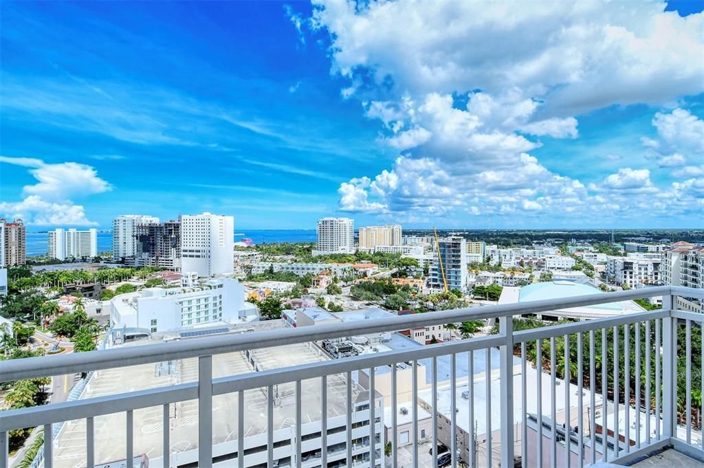 For Rent: $11,500 (2 beds, 2 baths, 1725 Square Feet)