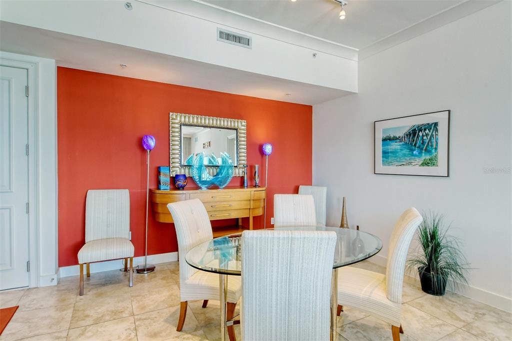 For Rent: $11,500 (2 beds, 2 baths, 1725 Square Feet)