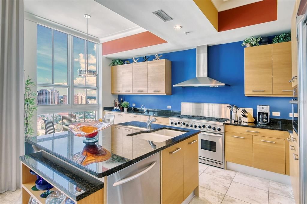 For Rent: $11,500 (2 beds, 2 baths, 1725 Square Feet)