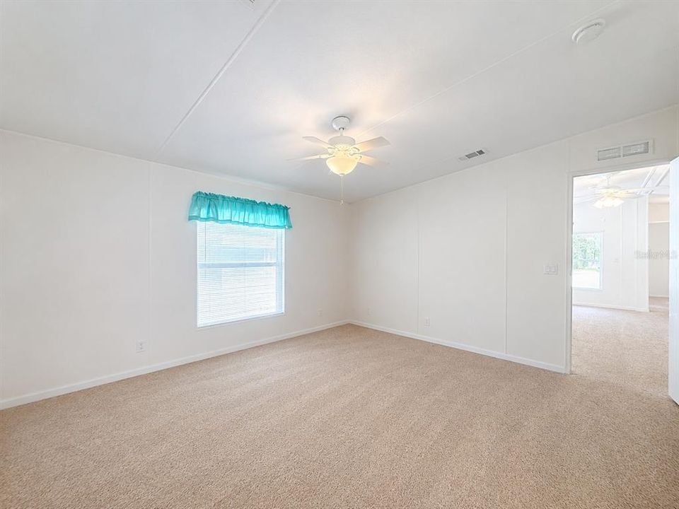 En Venta: $179,900 (3 camas, 2 baños, 1100 Pies cuadrados)