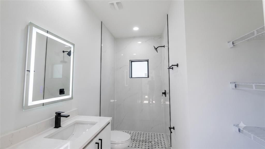 For Sale: $525,000 (4 beds, 3 baths, 2401 Square Feet)