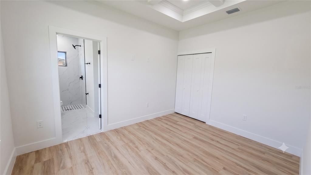 For Sale: $525,000 (4 beds, 3 baths, 2401 Square Feet)