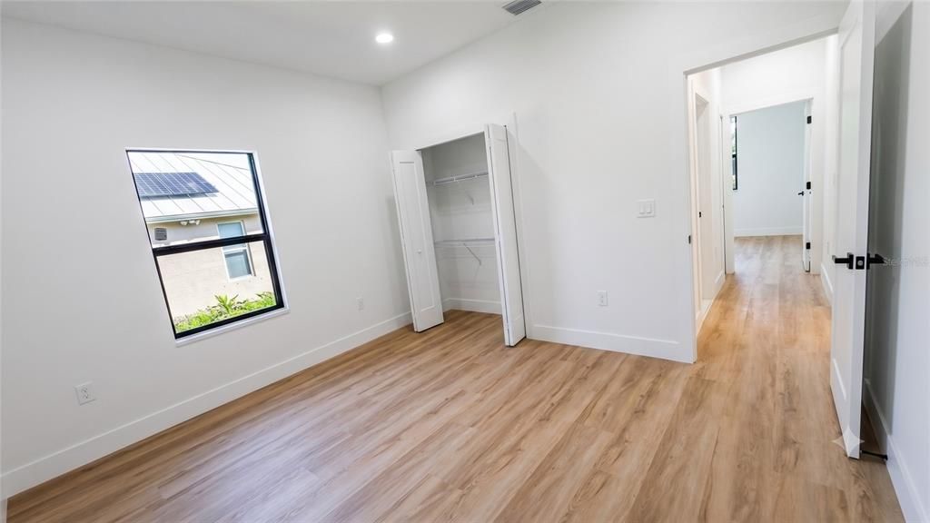 For Sale: $525,000 (4 beds, 3 baths, 2401 Square Feet)