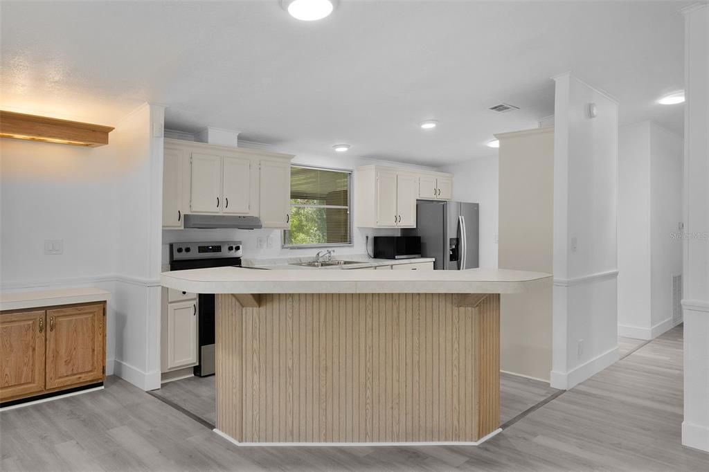 En Venta: $269,900 (3 camas, 2 baños, 2200 Pies cuadrados)