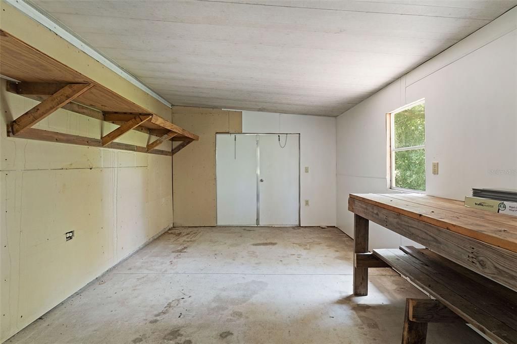 En Venta: $269,900 (3 camas, 2 baños, 2200 Pies cuadrados)