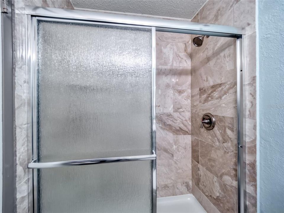For Sale: $120,000 (1 beds, 1 baths, 360 Square Feet)