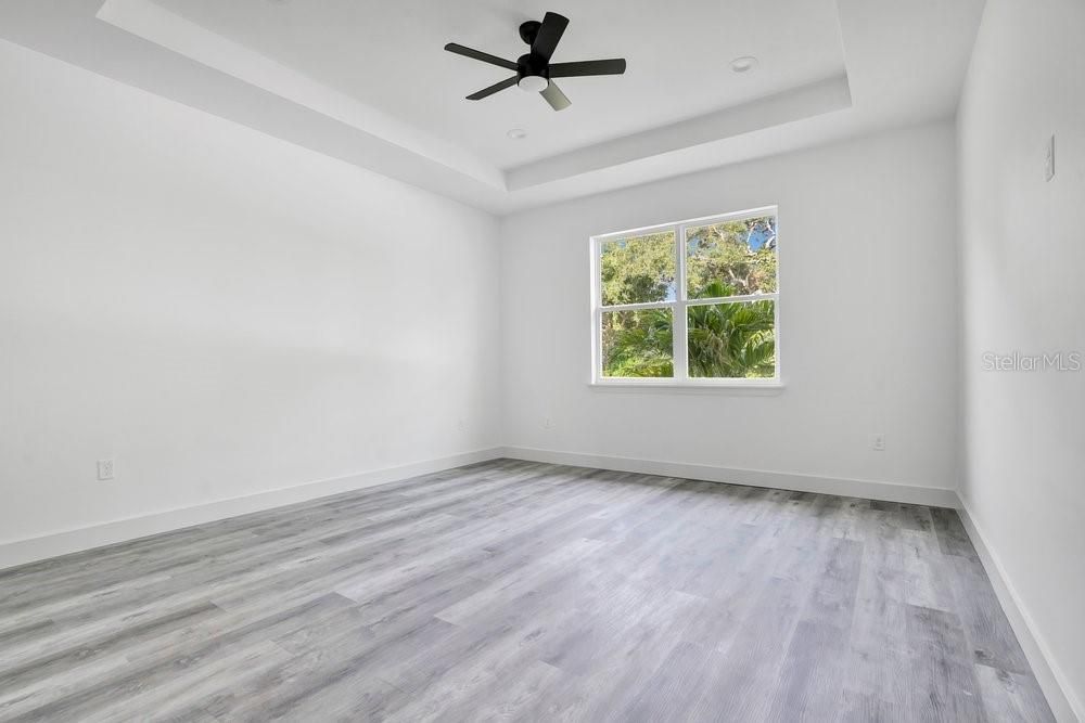 En Venta: $490,000 (4 camas, 3 baños, 2093 Pies cuadrados)