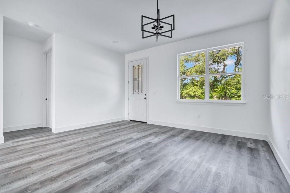 En Venta: $490,000 (4 camas, 3 baños, 2093 Pies cuadrados)
