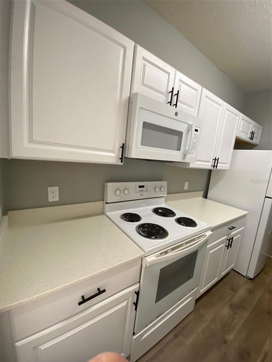 В аренду: $1,350 (1 спален, 1 ванн, 850 Квадратных фут)