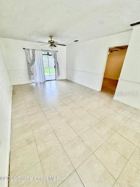 На продажу: $150,000 (2 спален, 2 ванн, 962 Квадратных фут)
