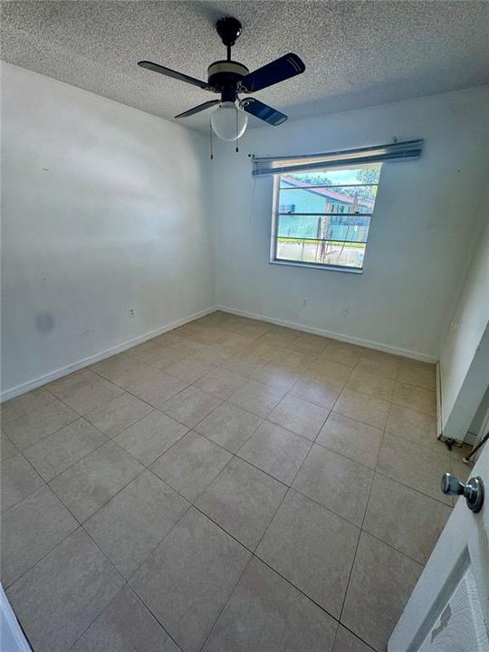 Active With Contract: $150,000 (2 beds, 2 baths, 962 Square Feet)