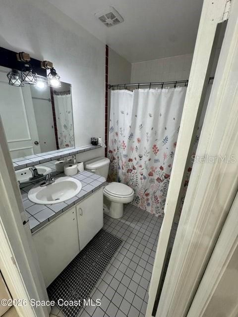 На продажу: $150,000 (2 спален, 2 ванн, 962 Квадратных фут)