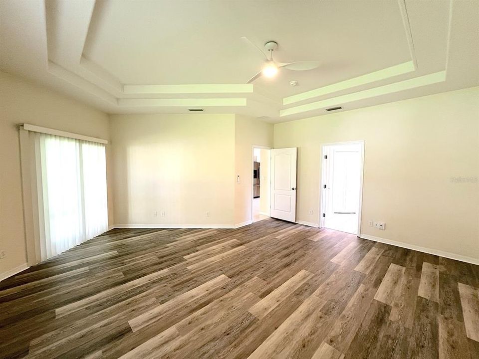 En Renta: $2,100 (4 camas, 2 baños, 2033 Pies cuadrados)